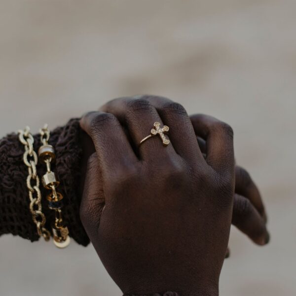 Anillo Amara